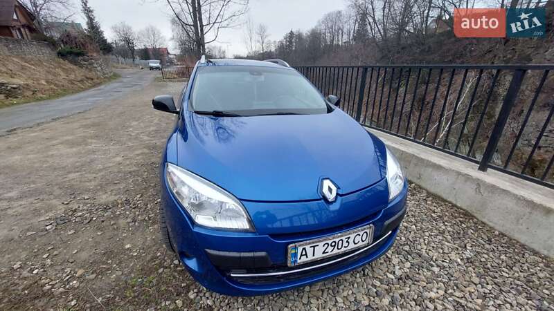 Универсал Renault Megane 2012 в Косове