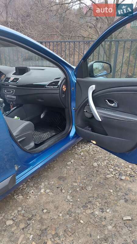 Универсал Renault Megane 2012 в Косове