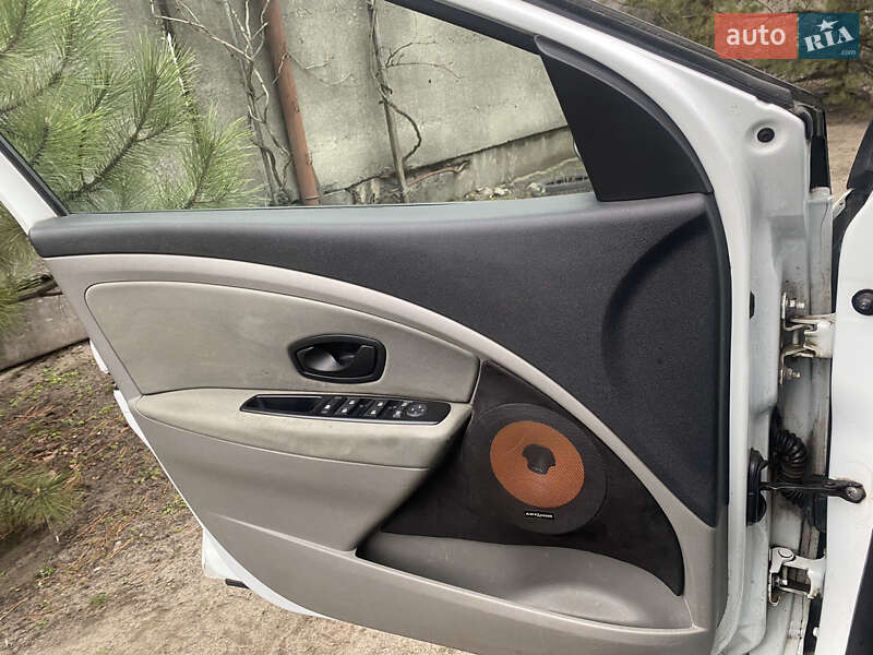 Универсал Renault Megane 2011 в Днепре фото 19 Универсал Renault Megane 2011 в Днепре