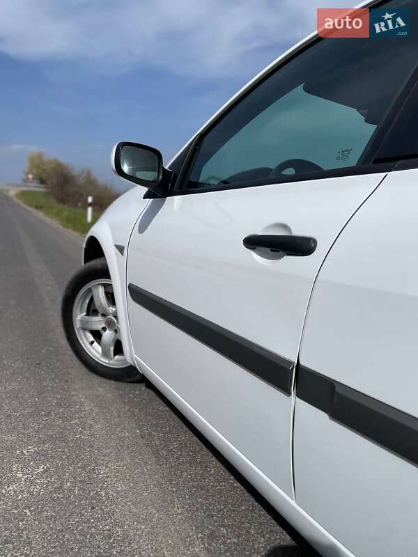 Седан Renault Megane 2008 в Дубно