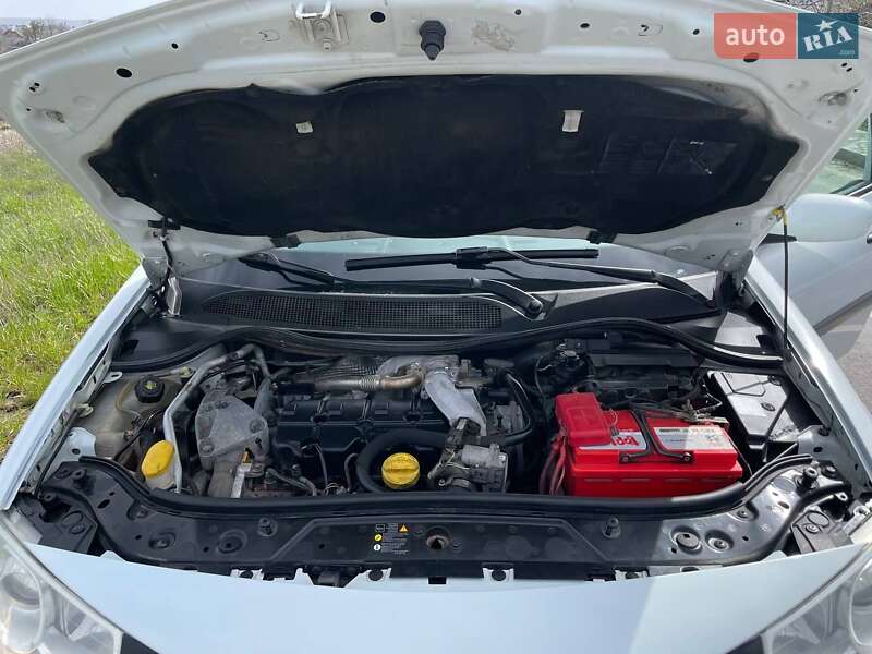 Седан Renault Megane 2008 в Дубно