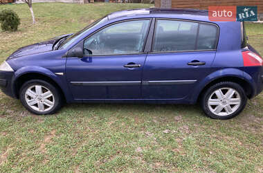 Хэтчбек Renault Megane 2004 в Рахове
