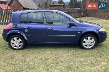 Хэтчбек Renault Megane 2004 в Рахове