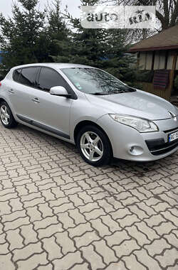 Хэтчбек Renault Megane 2010 в Нововолынске