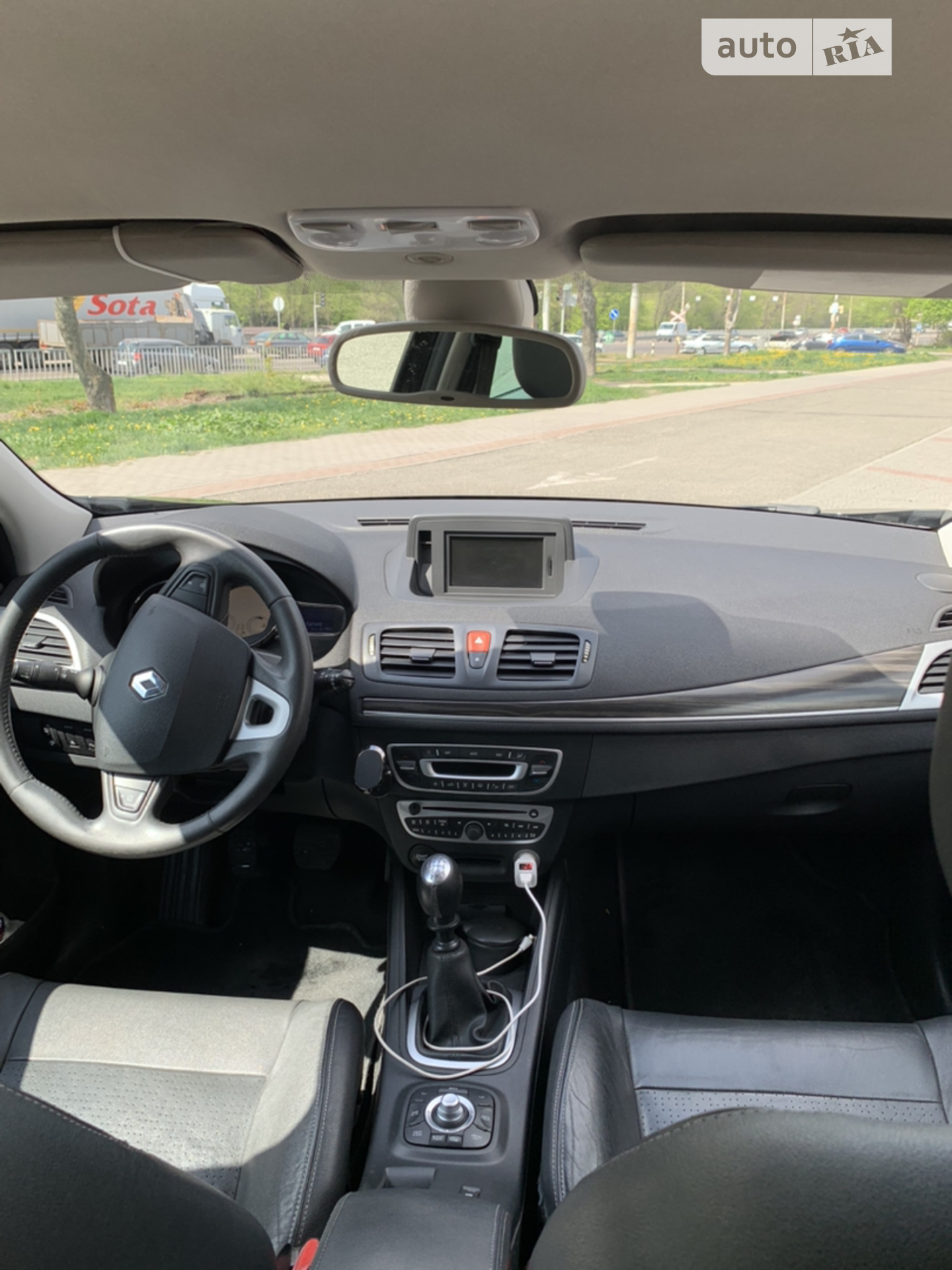 2010 Renault Megane - мініатюра 9
