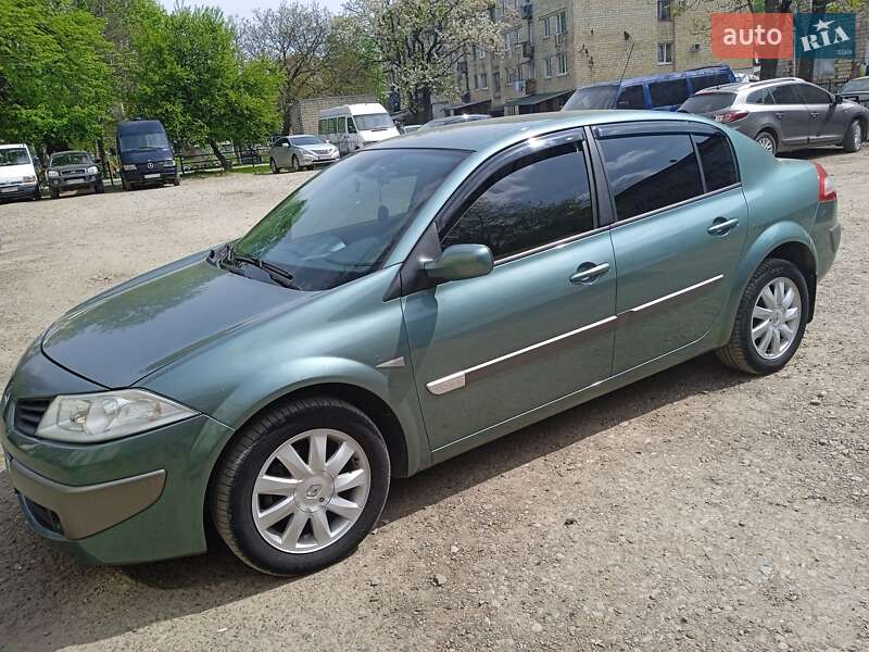 Седан Renault Megane 2006 в Чернівцях