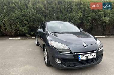 Хэтчбек Renault Megane 2013 в 