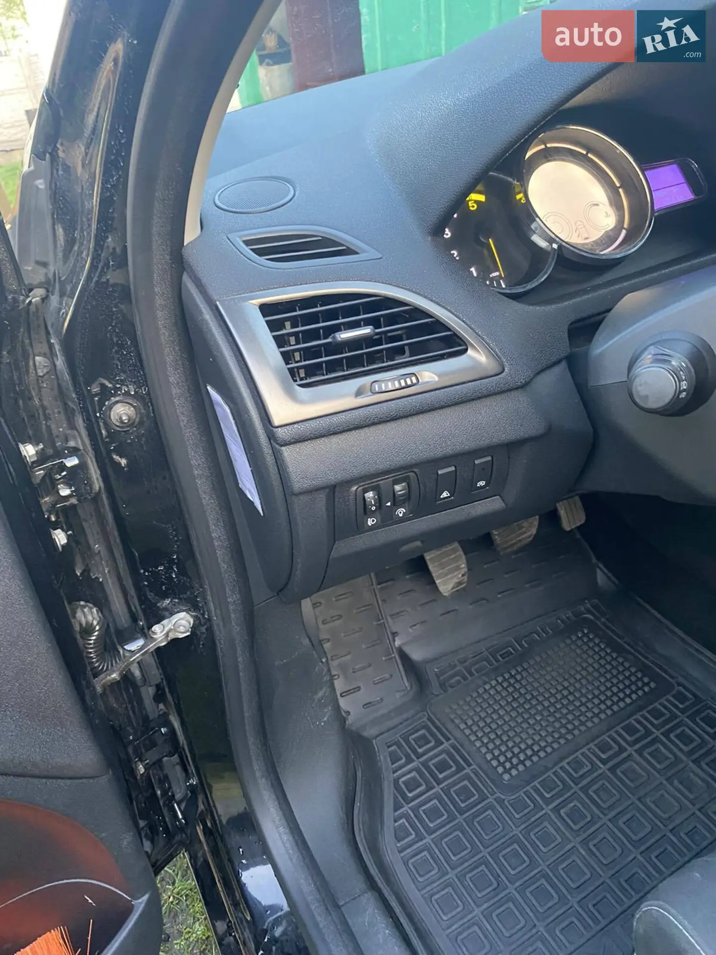 2013 Renault Megane - мініатюра 8