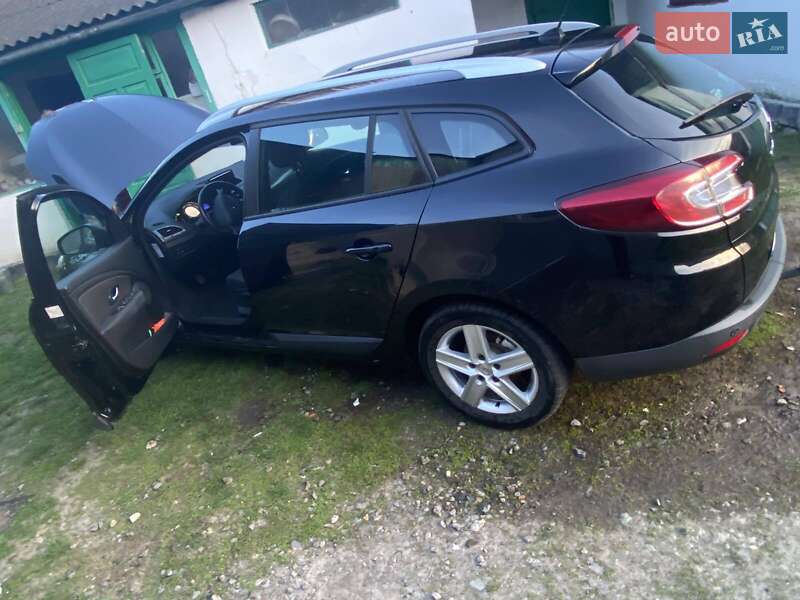 Универсал Renault Megane 2013 в Дубно фото 26 Универсал Renault Megane 2013 в Дубно