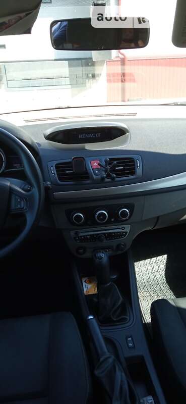 Хэтчбек Renault Megane 2011 в Львове