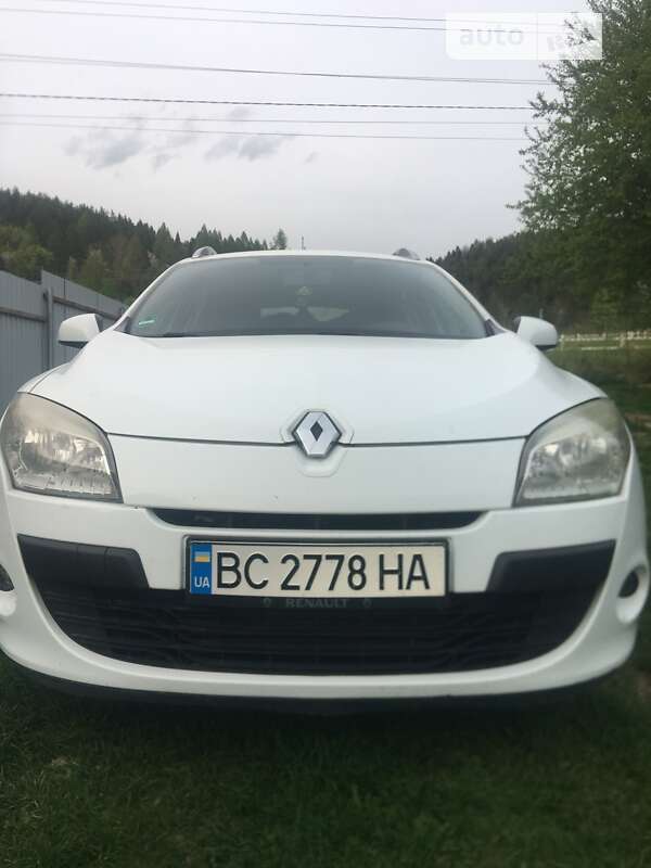 Универсал Renault Megane 2010 в Бориславе