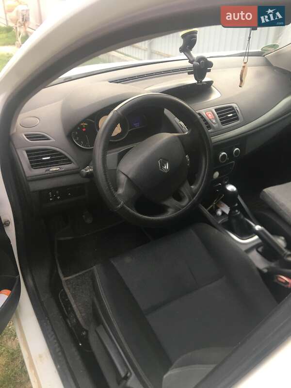 Универсал Renault Megane 2010 в Бориславе
