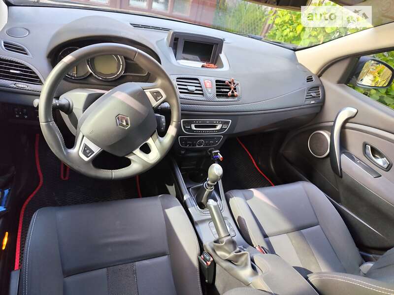 Універсал Renault Megane 2011 в Сваляві