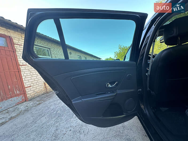 Универсал Renault Megane 2013 в Полтаве фото 13 Универсал Renault Megane 2013 в Полтаве