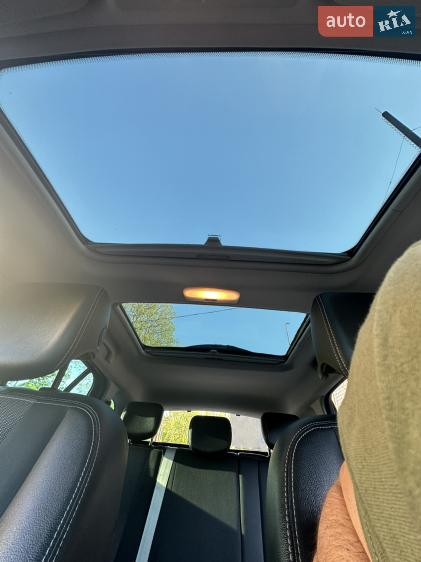 2013 Renault Megane - мініатюра 25