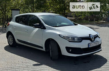 Хэтчбек Renault Megane 2014 в Зборове