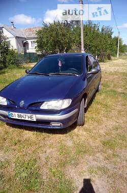 Хэтчбек Renault Megane 1998 в Светловодске
