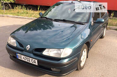 Седан Renault Megane 1999 в Днепре