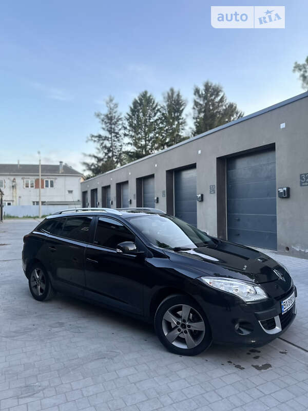 Універсал Renault Megane 2010 в Кам'янець-Подільському