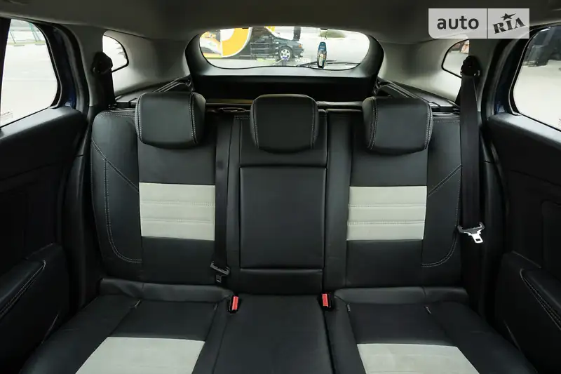 Renault Megane 2012 VIN VF1KZ140647976508 фото оголошення 50 з 132