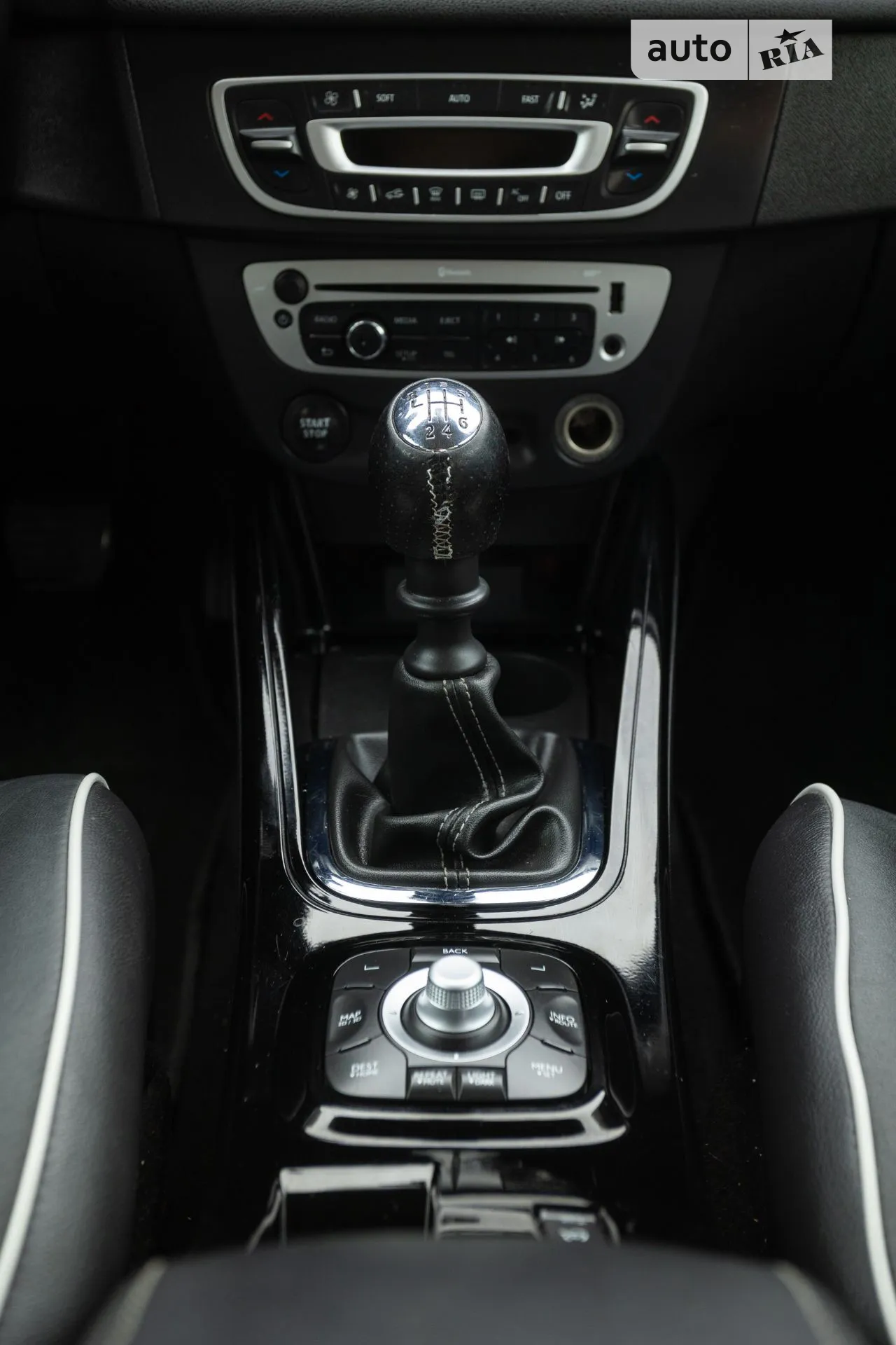 2012 Renault Megane - мініатюра 58
