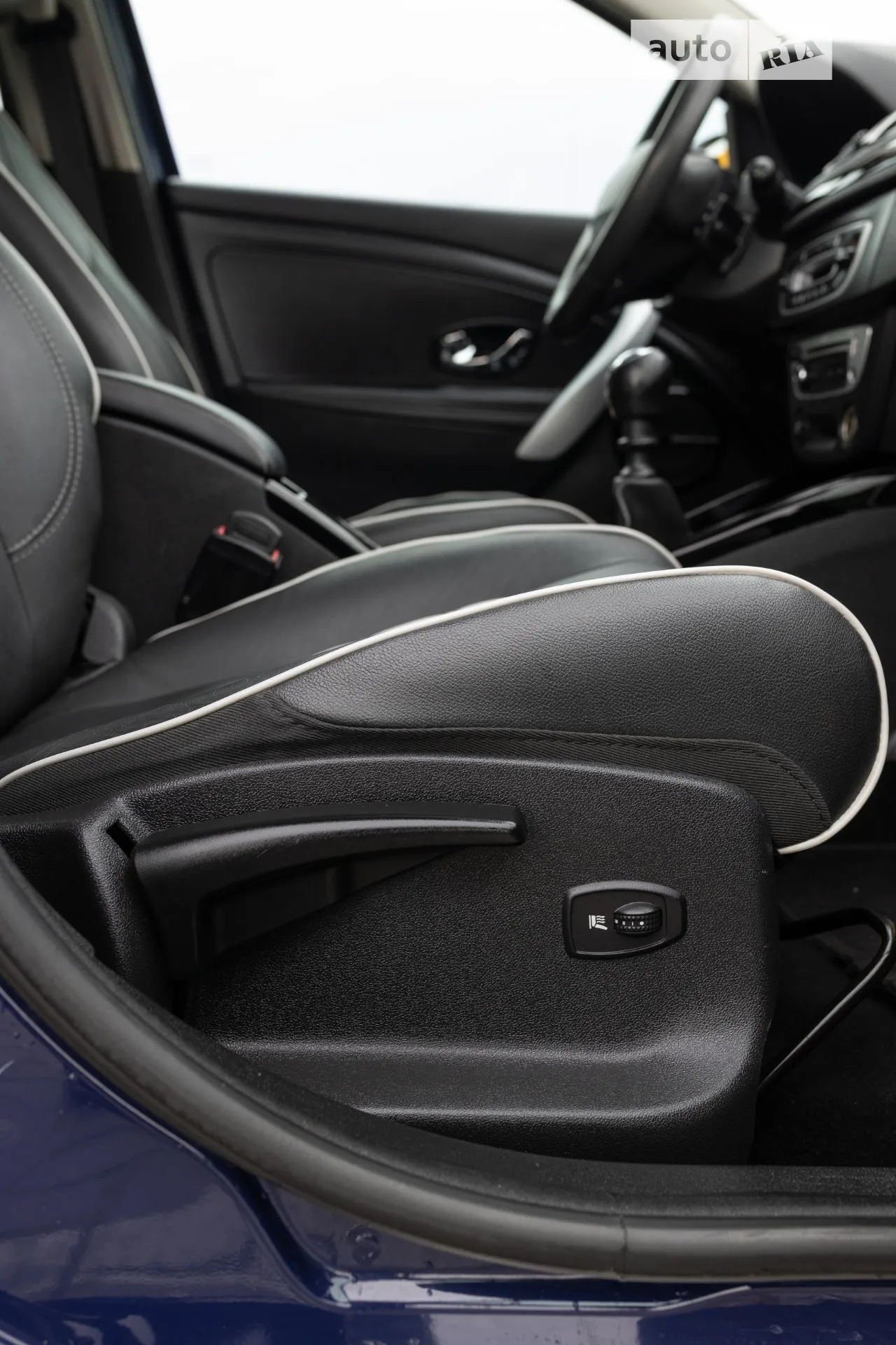 2012 Renault Megane - мініатюра 76