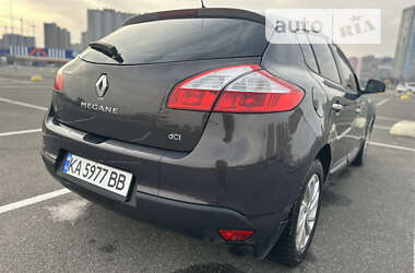 Хэтчбек Renault Megane 2014 в Киеве