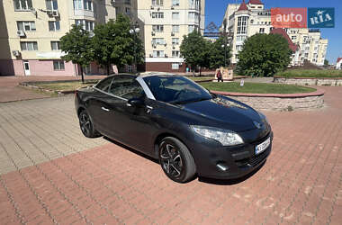 Кабриолет Renault Megane 2011 в 