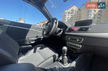 Кабриолет Renault Megane 2011 в 