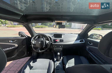 Кабриолет Renault Megane 2011 в 