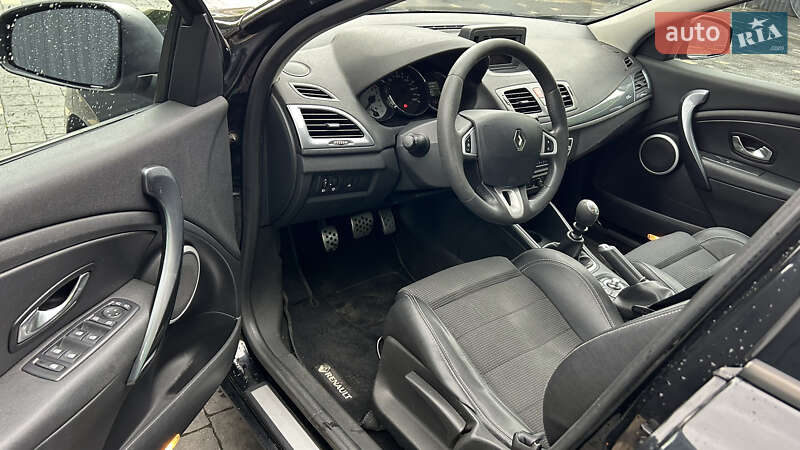 Универсал Renault Megane 2011 в Ужгороде