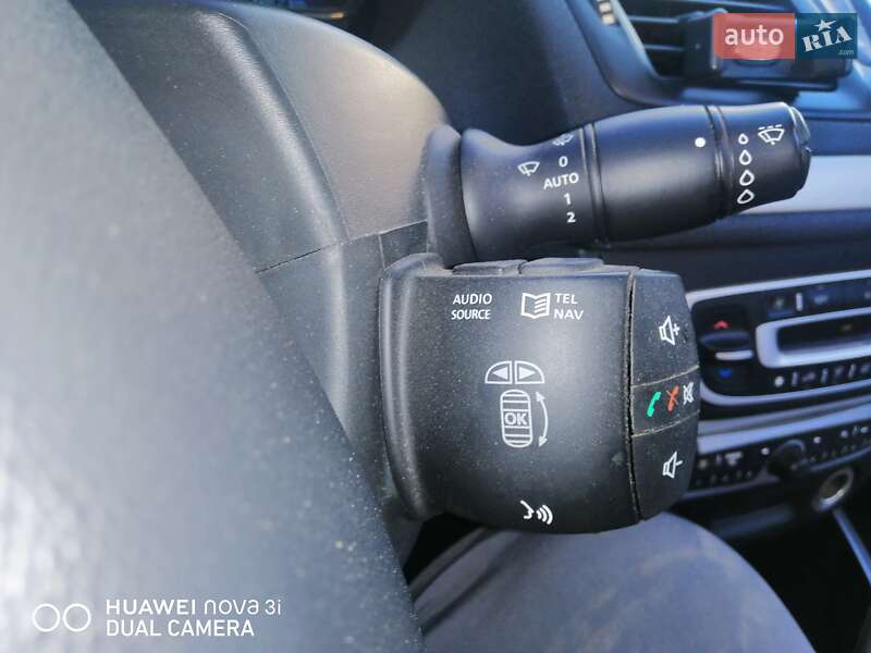 Кабриолет Renault Megane 2012 в Днепре фото 19 Кабриолет Renault Megane 2012 в Днепре