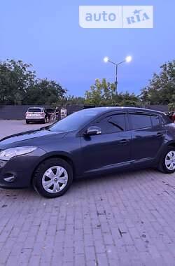 Хэтчбек Renault Megane 2009 в 