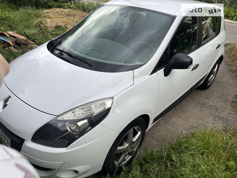 Мінівен Renault Megane 2009 в Дніпрі