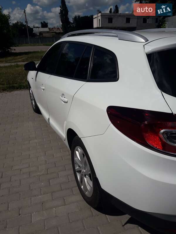 Универсал Renault Megane 2015 в Сумах фото 7 Универсал Renault Megane 2015 в Сумах