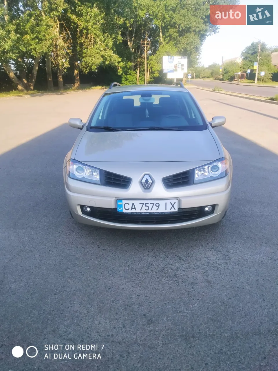 2010 Renault Megane - мініатюра 220