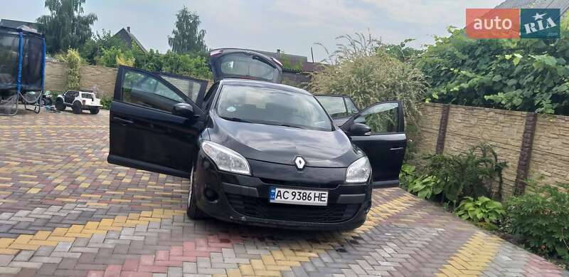 Універсал Renault Megane 2011 в Маневичах