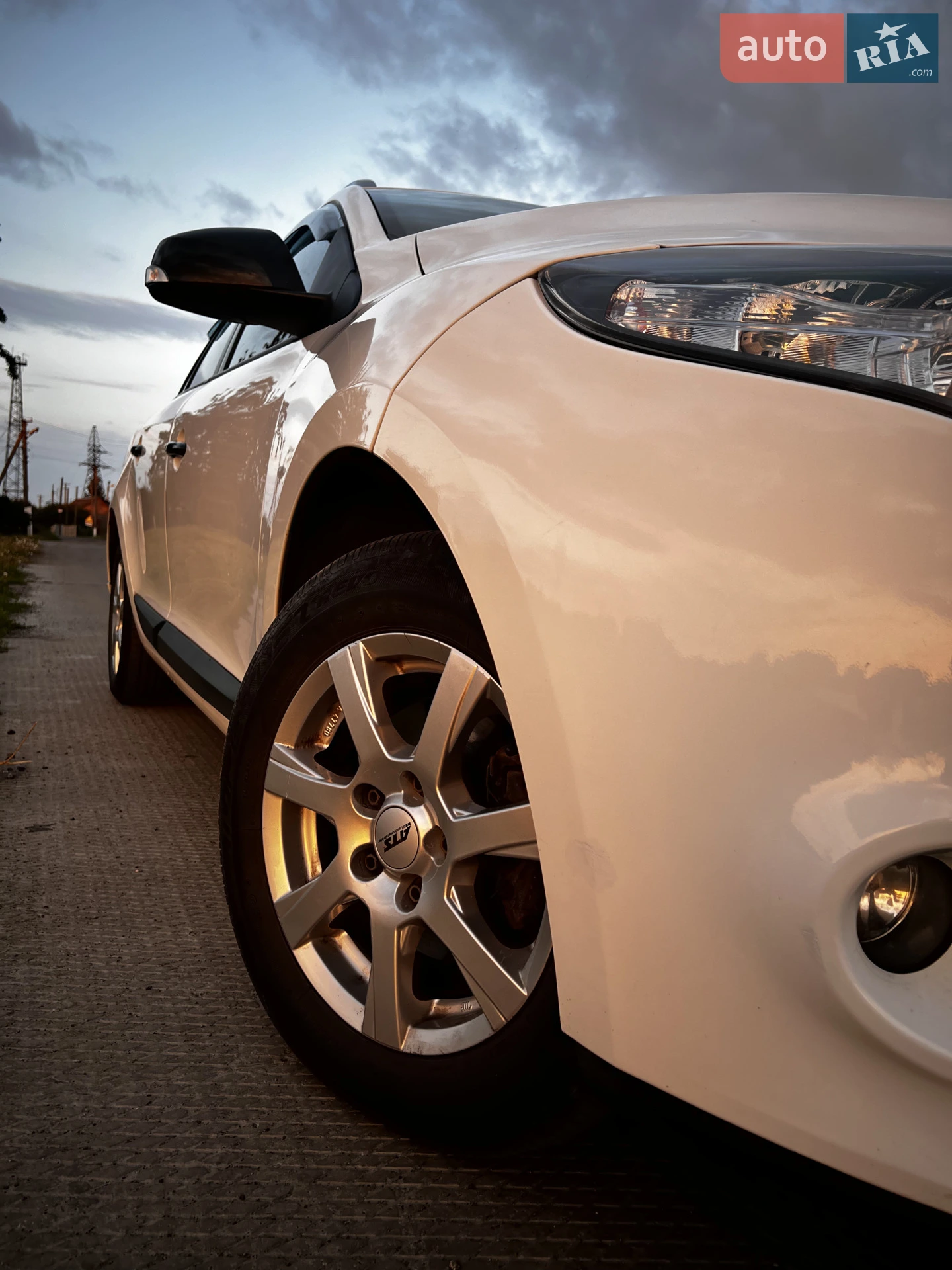 2010 Renault Megane - мініатюра 4