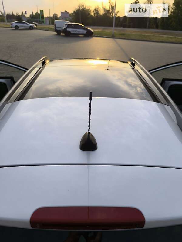 Универсал Renault Megane 2013 в Новомосковске фото 21 Универсал Renault Megane 2013 в Новомосковске