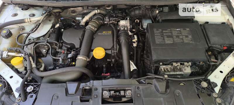 Универсал Renault Megane 2013 в Новомосковске фото 30 Универсал Renault Megane 2013 в Новомосковске