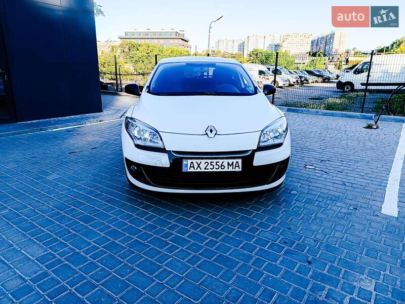 Хетчбек Renault Megane 2013 в Дніпрі