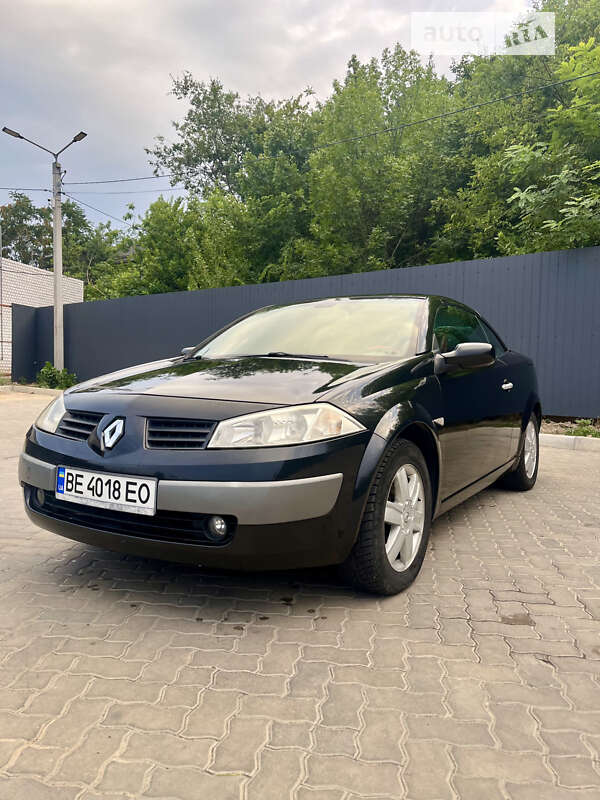 Кабриолет Renault Megane 2004 в 