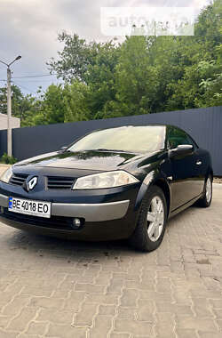 Кабриолет Renault Megane 2004 в 