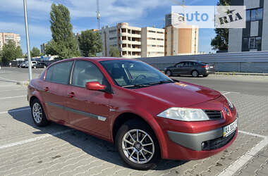 Седан Renault Megane 2006 в Киеве