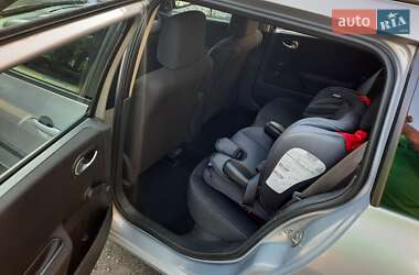 Универсал Renault Megane 2005 в 