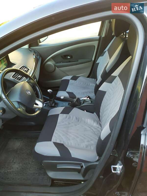 Універсал Renault Megane 2011 в Сумах