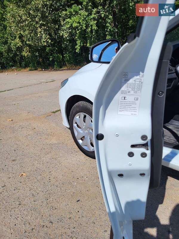 Хэтчбек Renault Megane 2014 в Умани