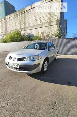 Седан Renault Megane 2006 в Днепре