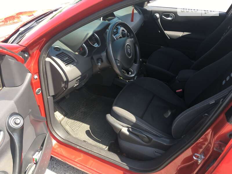 Седан Renault Megane 2008 в Звягелі фото 13 Седан Renault Megane 2008 в Звягелі