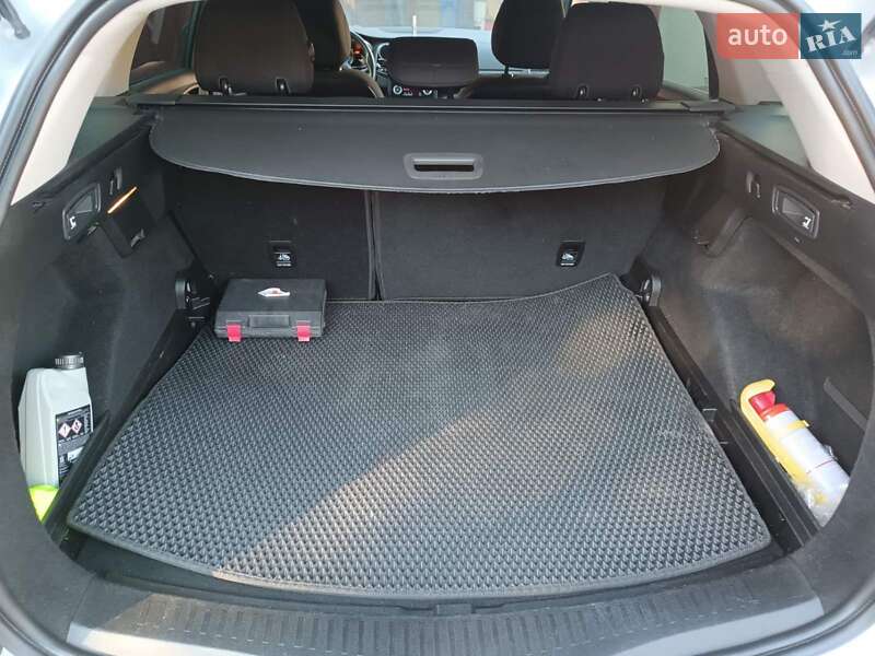 Универсал Renault Megane 2017 в Золотоноше
